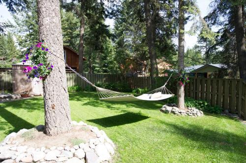 Auberge Kicking Horse Guest House Golden Dış mekan fotoğraf